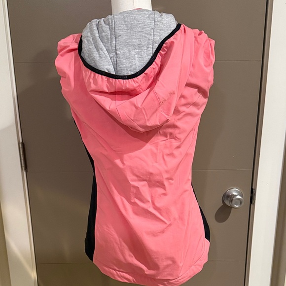 Women's Pink Lightly Quilted Hooded Vest - Picture 3 of 9